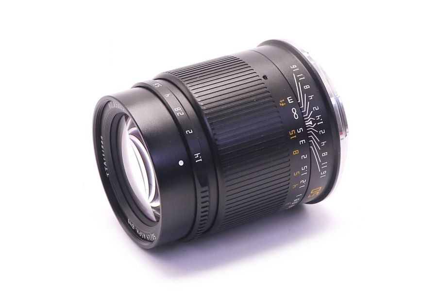 TTartisan 50mm F1.4 T-Mount в упаковке