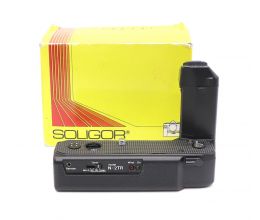 Батарейная ручка Soligor N-2TR в упаковке