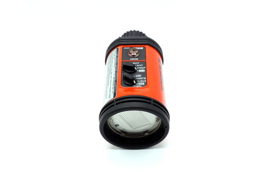 Фотовспышка Nikon Speedlight SB-105