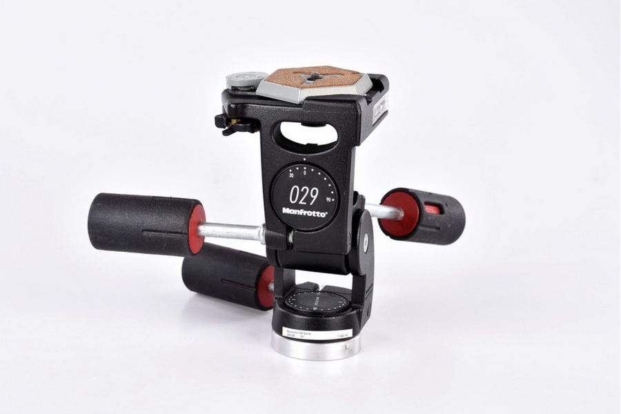 Штатив Manfrotto 475B + голова Manfrotto 029 новый