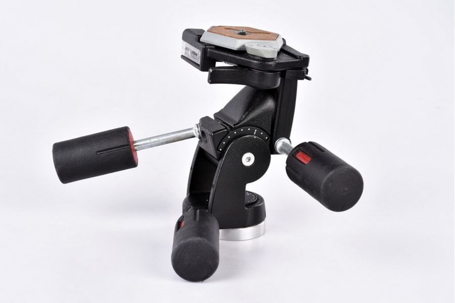 Штатив Manfrotto 475B + голова Manfrotto 029 новый