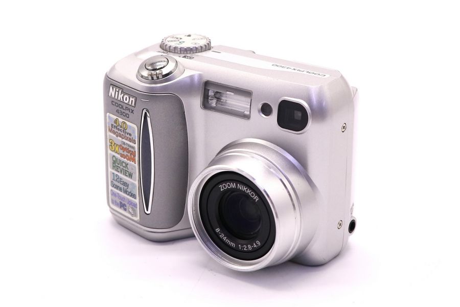 Nikon Coolpix 4300 (Japan)