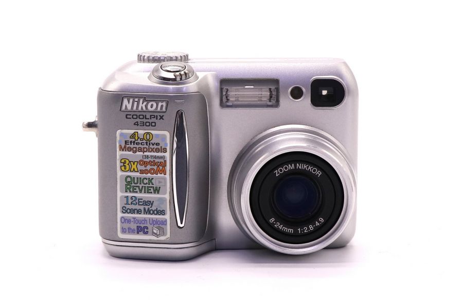 Nikon Coolpix 4300 (Japan)
