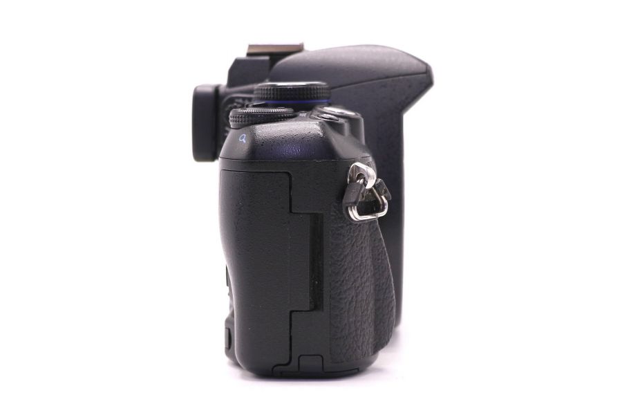 Olympus E-420 body (пробег 11100 кадров)