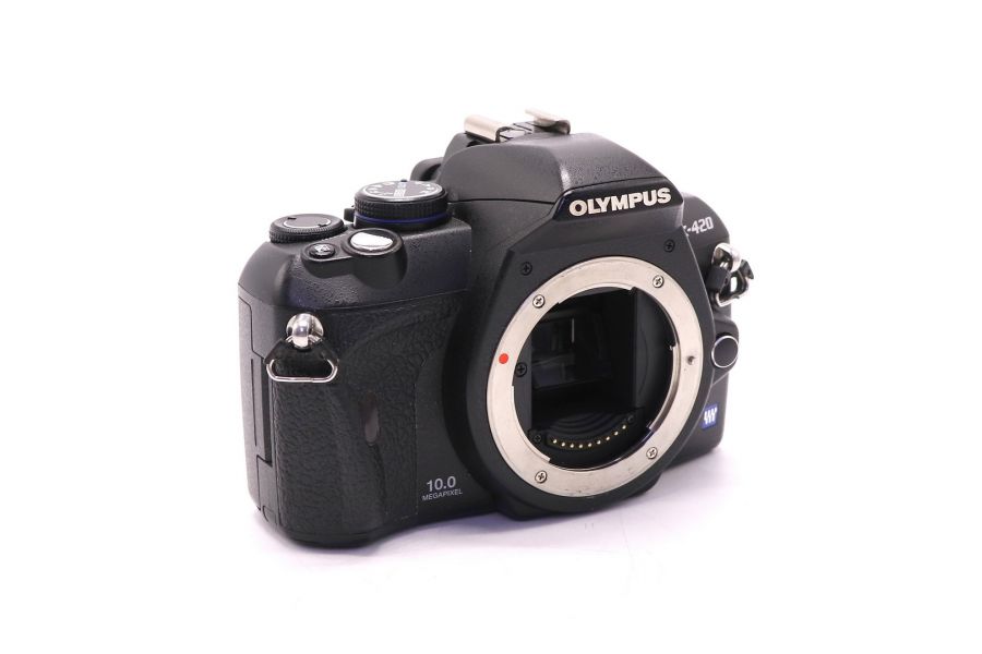 Olympus E-420 body (пробег 11100 кадров)