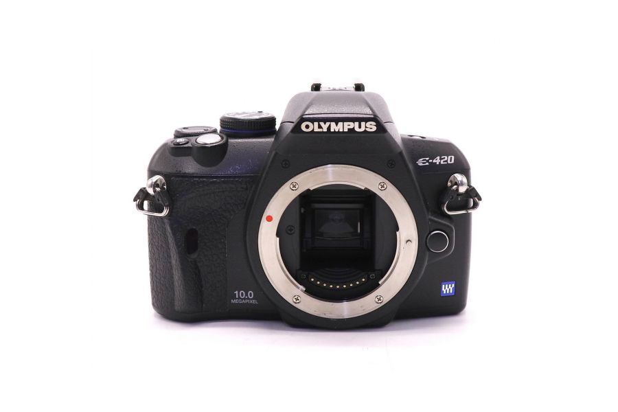 Olympus E-420 body (пробег 11100 кадров)