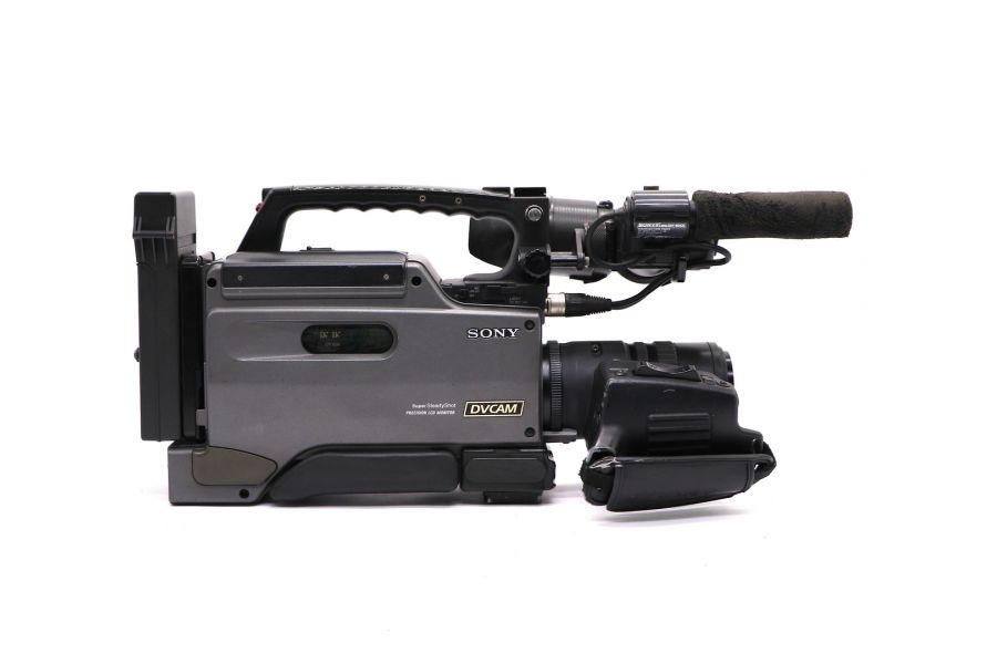 Видеокамера Sony DSR-250P