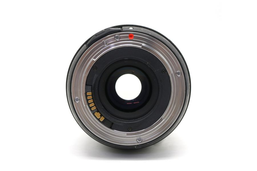 Sigma UC Zoom 28-70mm f/3.5-4.5 Multi-Coated (Japan, 2000)