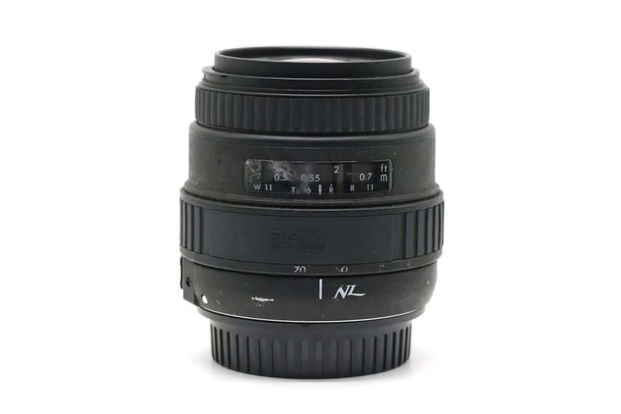 Sigma UC Zoom 28-70mm f/3.5-4.5 Multi-Coated (Japan, 2000)