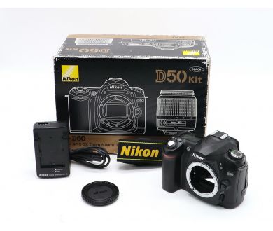 Nikon D50 body в упаковке (пробег 1825 кадров)