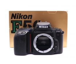 Nikon F50 Quartz Date body в упаковке