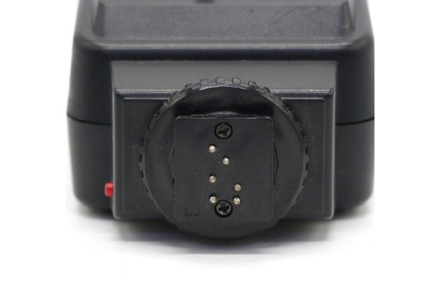 Фотовспышка Unomat B24 CTD в упаковке