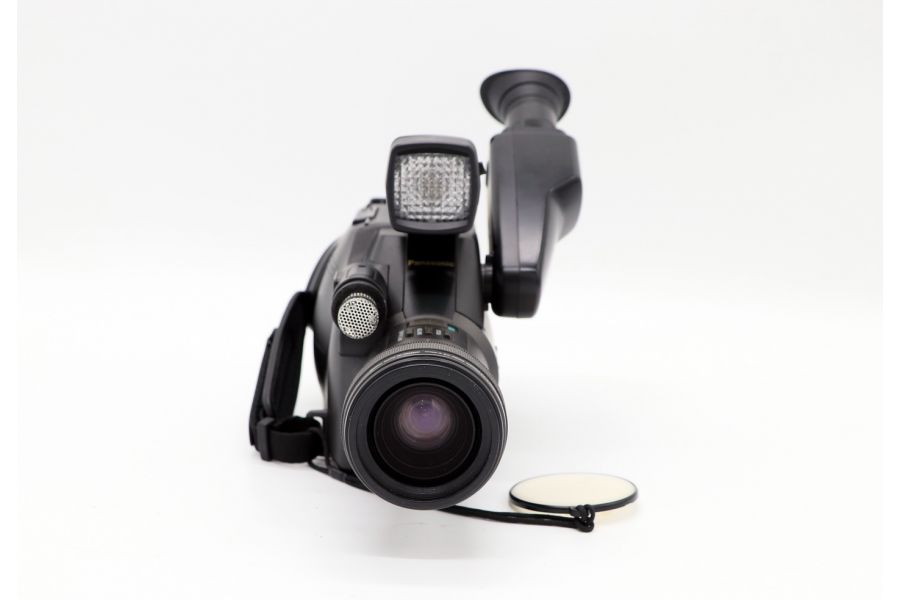 Видеокамера Panasonic NV-G303B