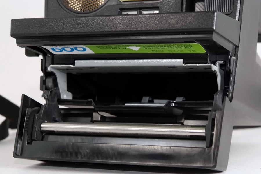 Polaroid 670AF Supercolor (Made in U. K.)