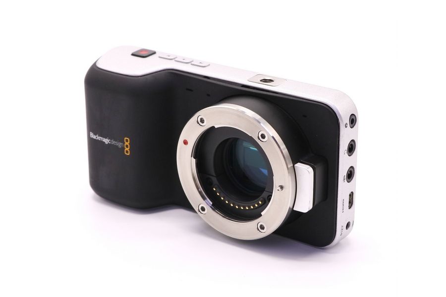 Blackmagic Pocket Cinema Camera в упаковке