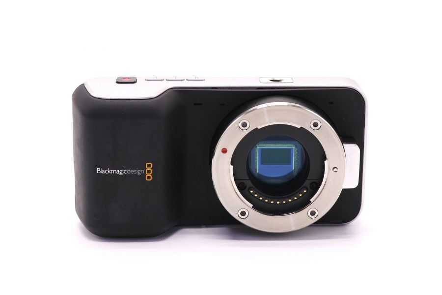Blackmagic Pocket Cinema Camera в упаковке