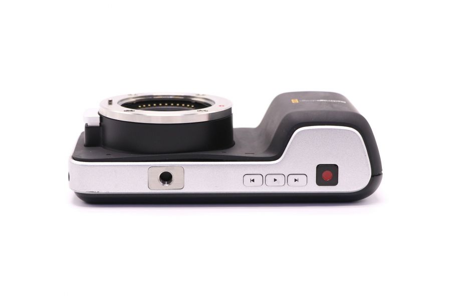 Blackmagic Pocket Cinema Camera в упаковке