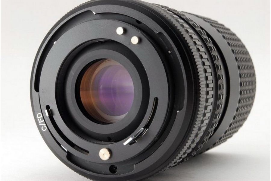 Tokina RMC 35-70mm f/3,5 FD (Japan, 1980)