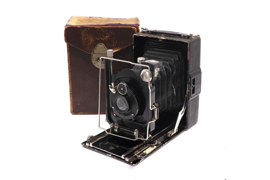 Ihagee + Ihagee Triplex Anastigmat 6.8/135mm