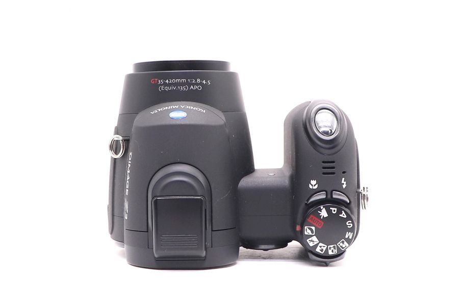 Konica Minolta DiMAGE Z3 в упаковке