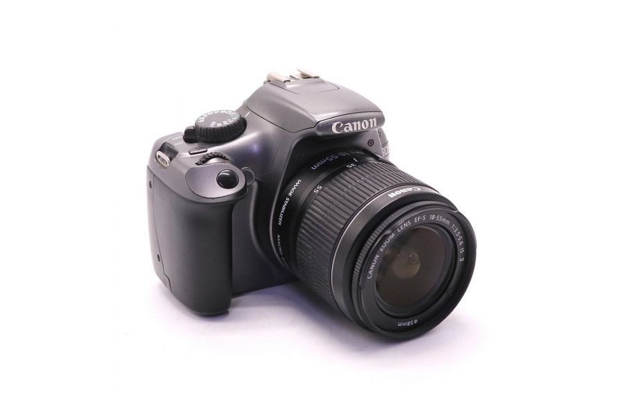 Canon EOS 1100D kit gray (пробег 17520 кадров)