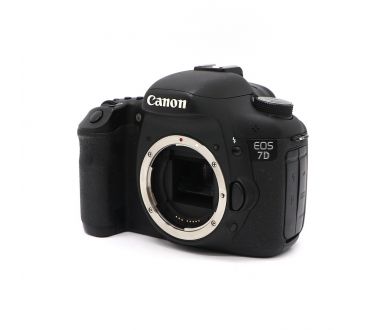 Canon EOS 7D body (пробег 68080 кадров)