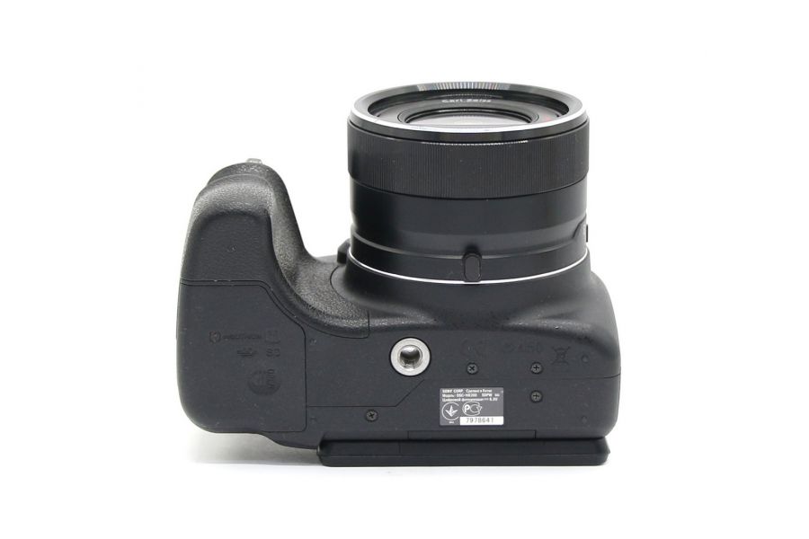 Sony Cyber-shot DSC-HX200 в упаковке