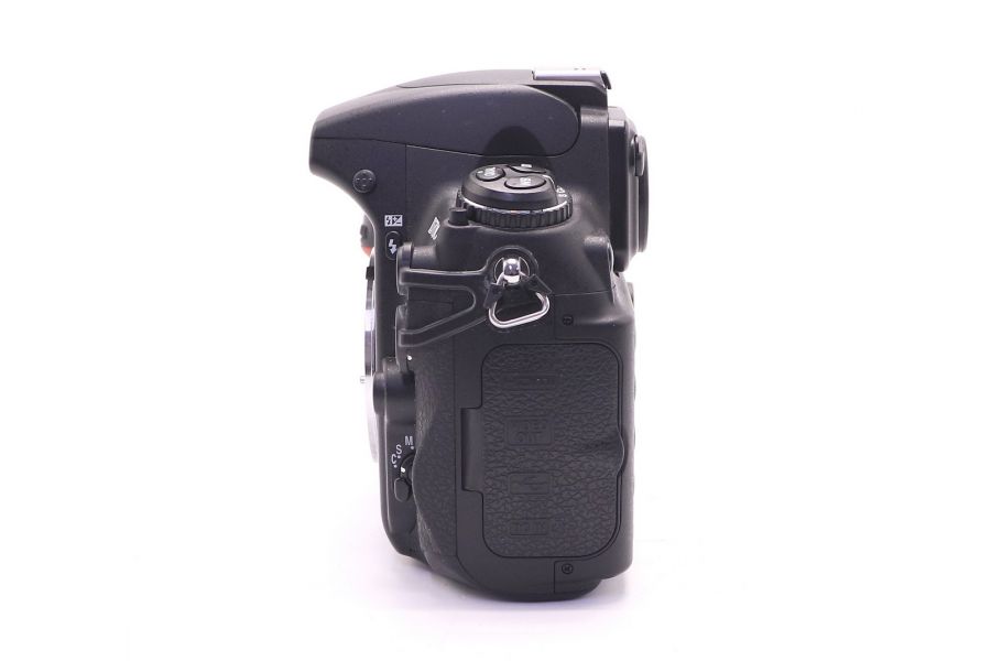 Nikon D700 body (пробег 4950 кадров)