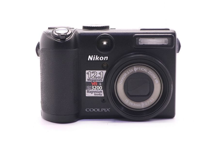 Nikon Coolpix P5100 в упаковке