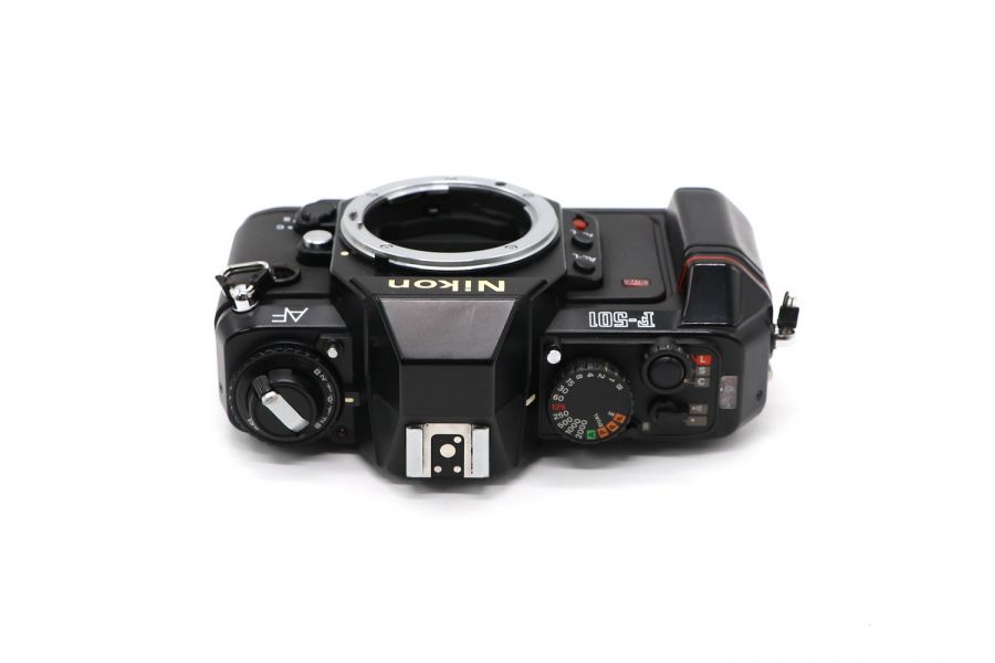 Nikon F-501 body однообъективный фотоаппарат
