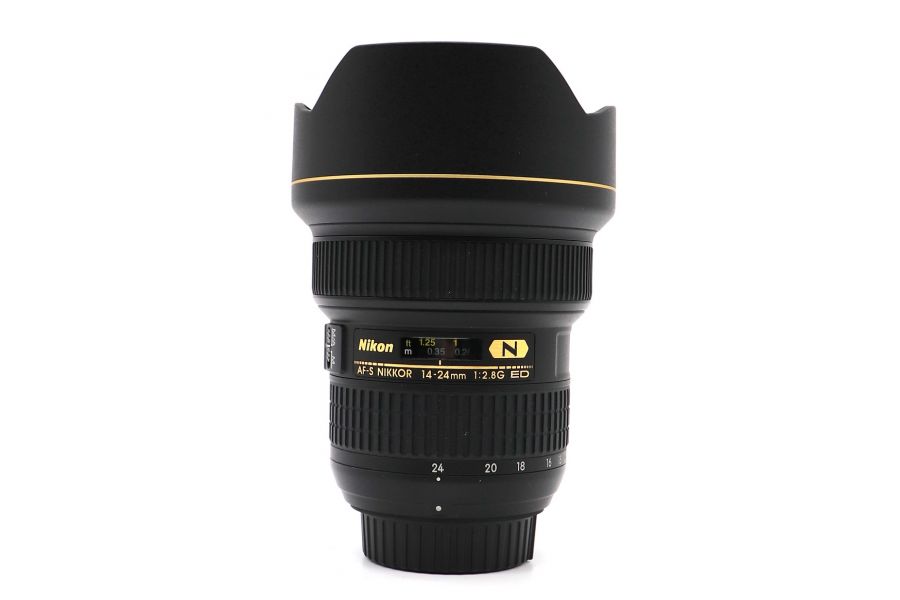 Nikon 14-24mm f/2.8G ED AF-S Nikkor (Japan)