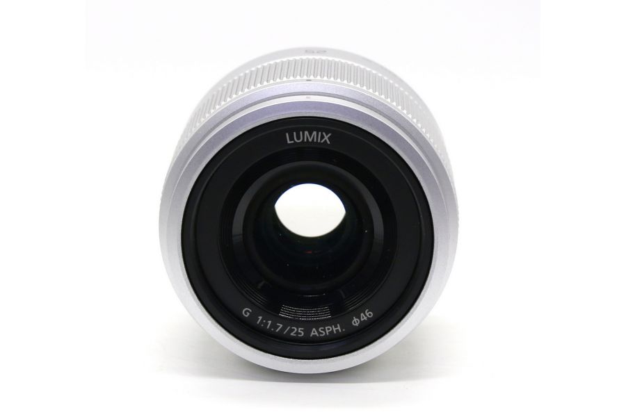 Panasonic Lumix G 25mm f/1.7 Asph. silver