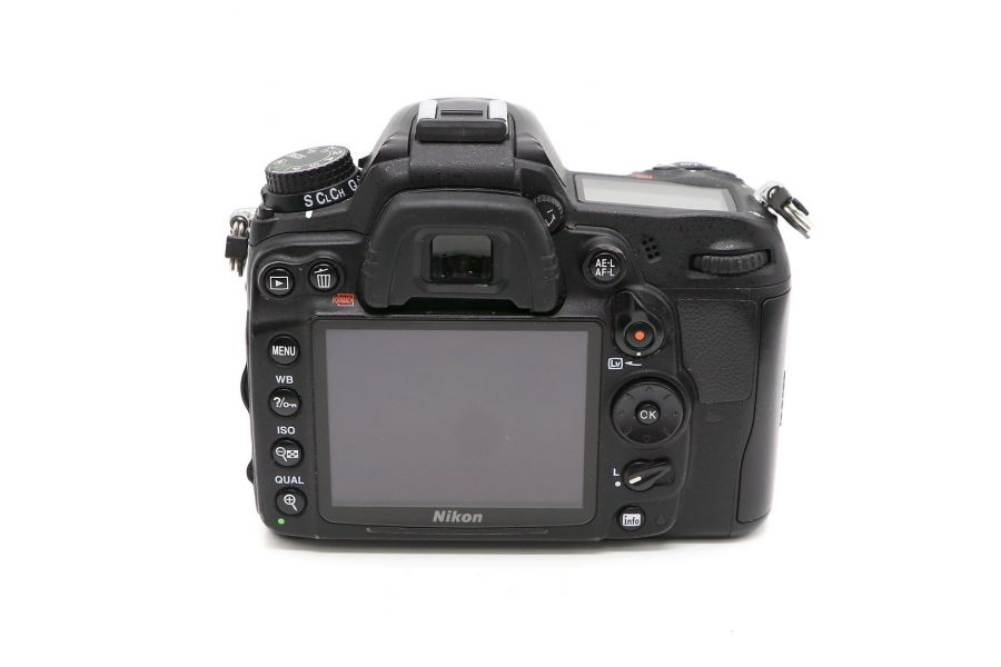 Nikon D7000 body в упаковке (пробег 3165 кадров) 
