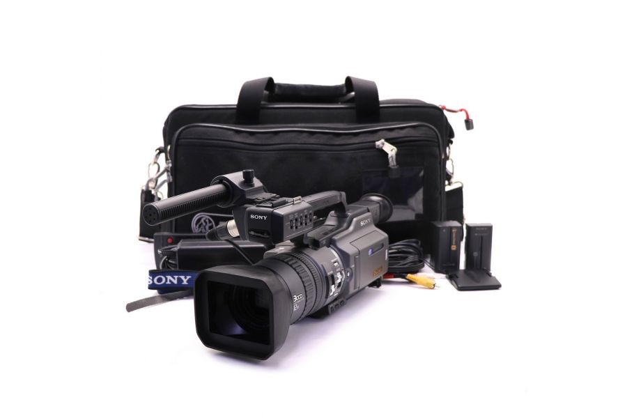 Цифровая видеокамера Sony DSR-PD150P (Japan, 2001г.)