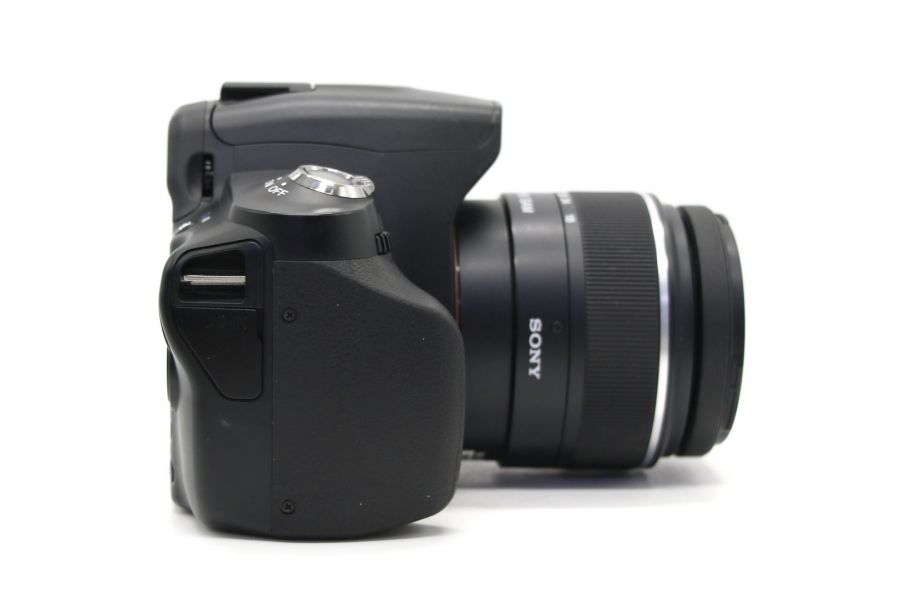 Sony A230 kit (пробег 1810 кадров) в упаковке