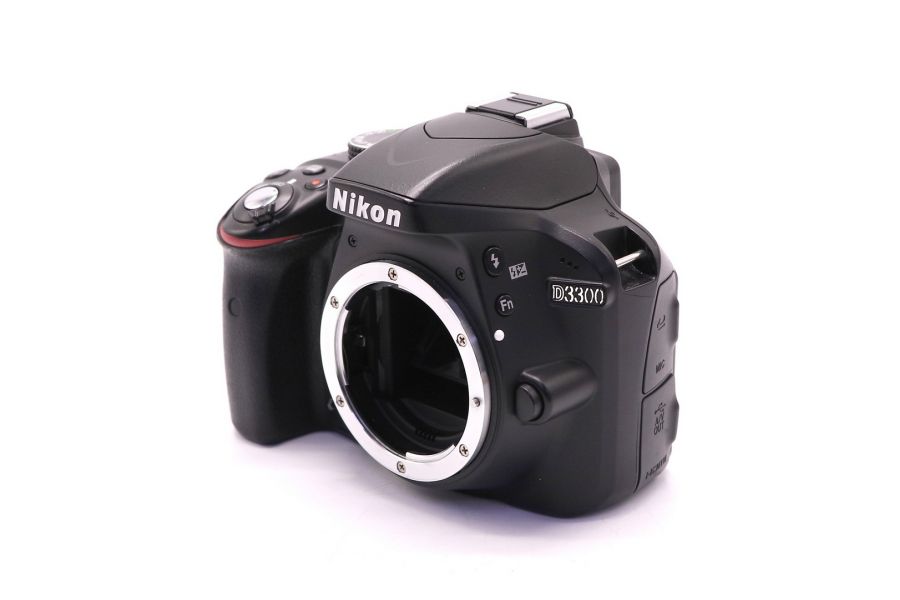 Nikon D3300 body (пробег 645 кадров)