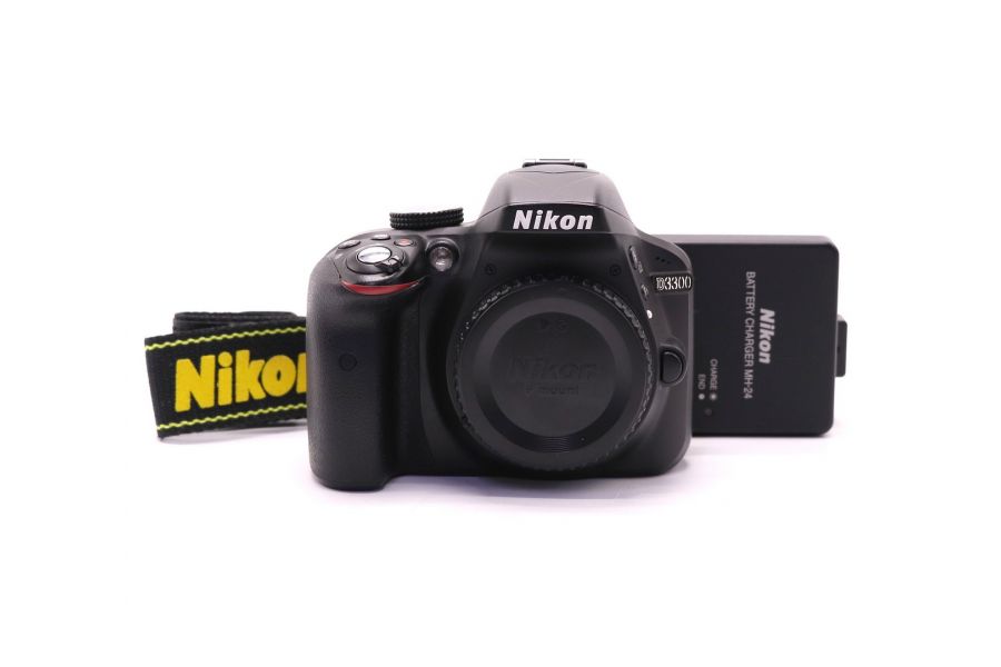 Nikon D3300 body (пробег 645 кадров)