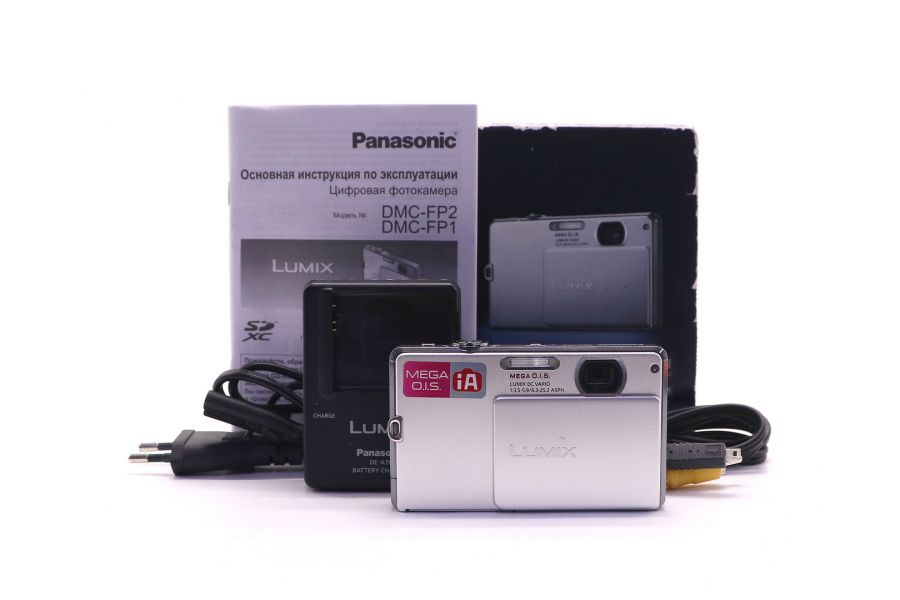 Panasonic Lumix DMC-FP2 в упаковке