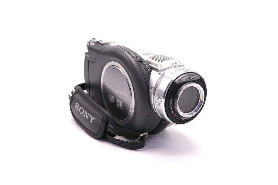 Видеокамера Sony DCR-DVD505E цифровая (Japan)