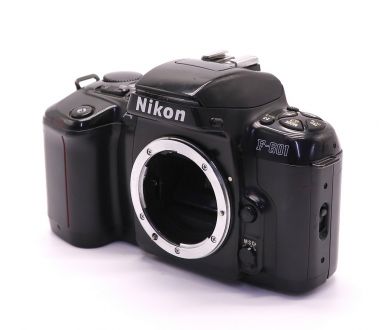 Nikon F-601 body 