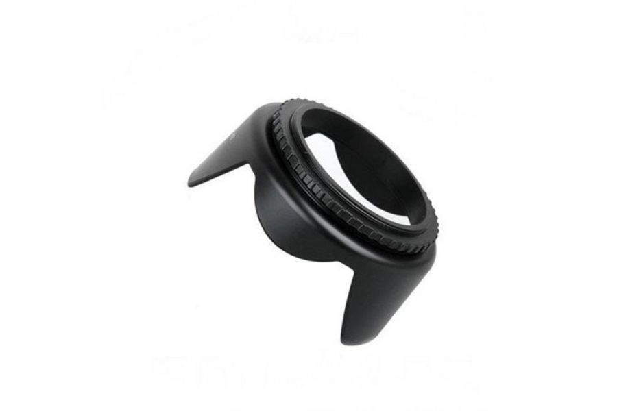 Бленда 58mm тюльпан пластик