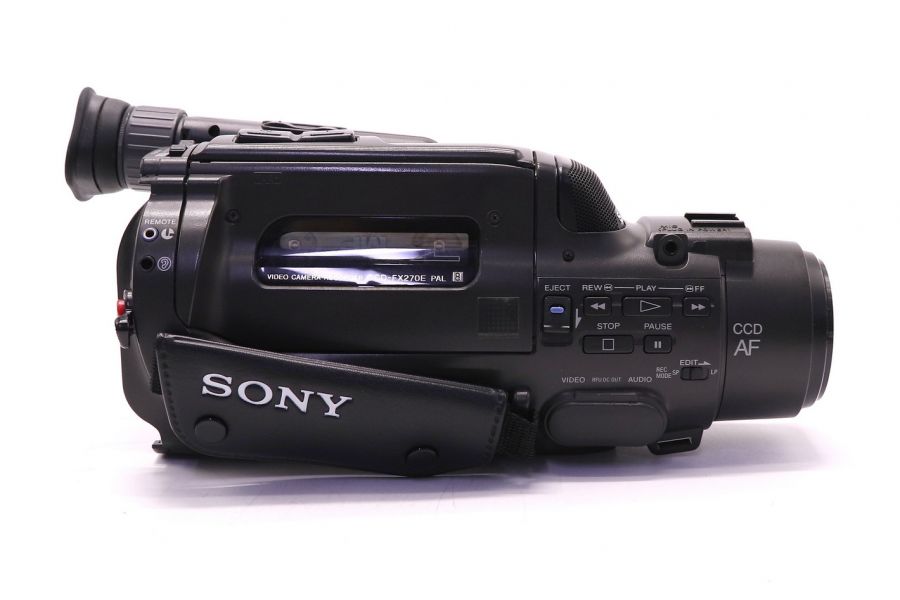 Видеокамера компактная Sony CCD-FX270 (Japan, 2000)