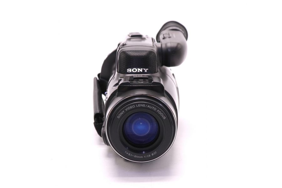Видеокамера компактная Sony CCD-FX270 (Japan, 2000)