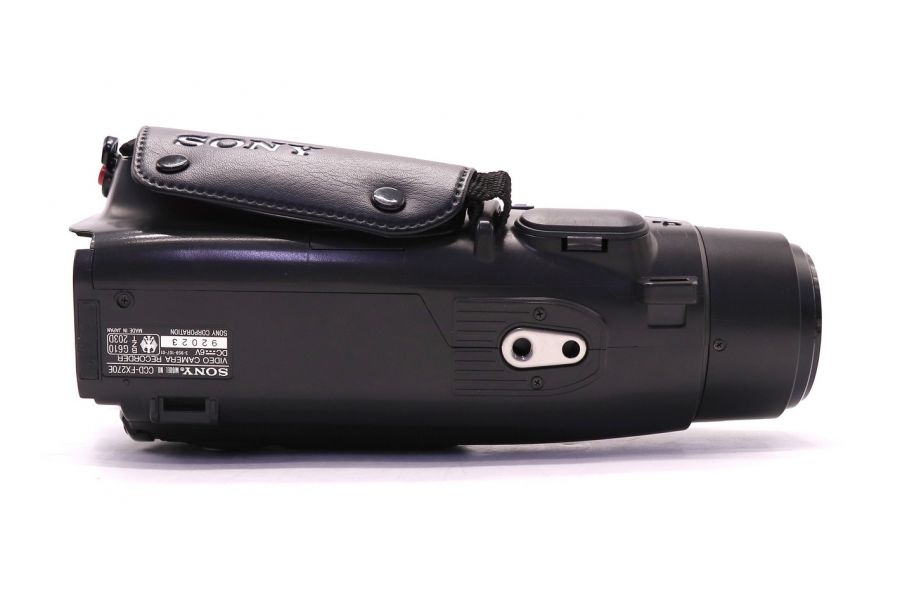 Видеокамера компактная Sony CCD-FX270 (Japan, 2000)