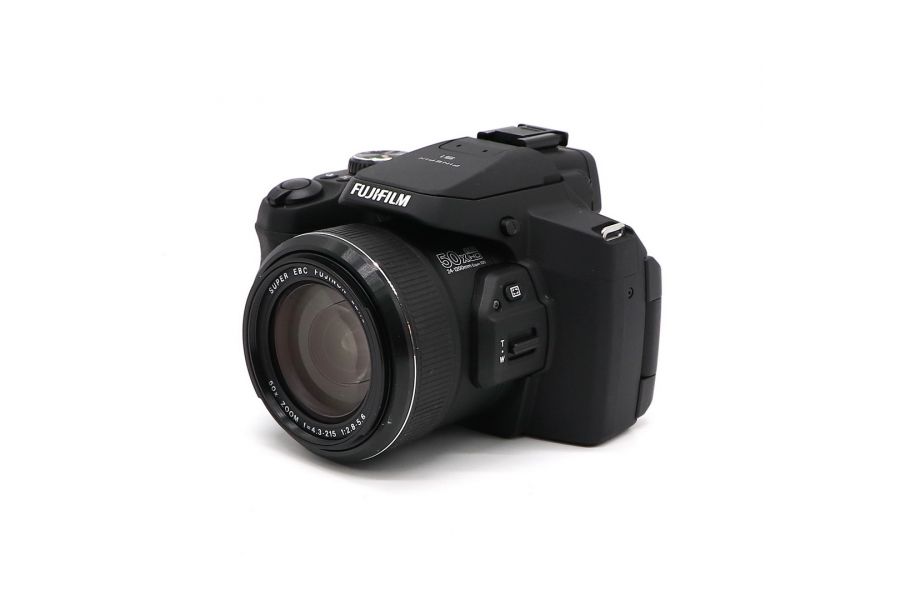 Fujifilm FinePix S1 б.