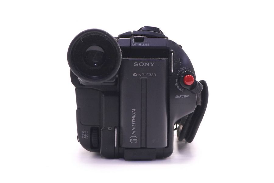 Видеокамера Sony CCD-TR311E