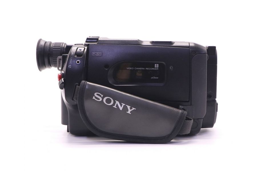 Видеокамера Sony CCD-TR311E