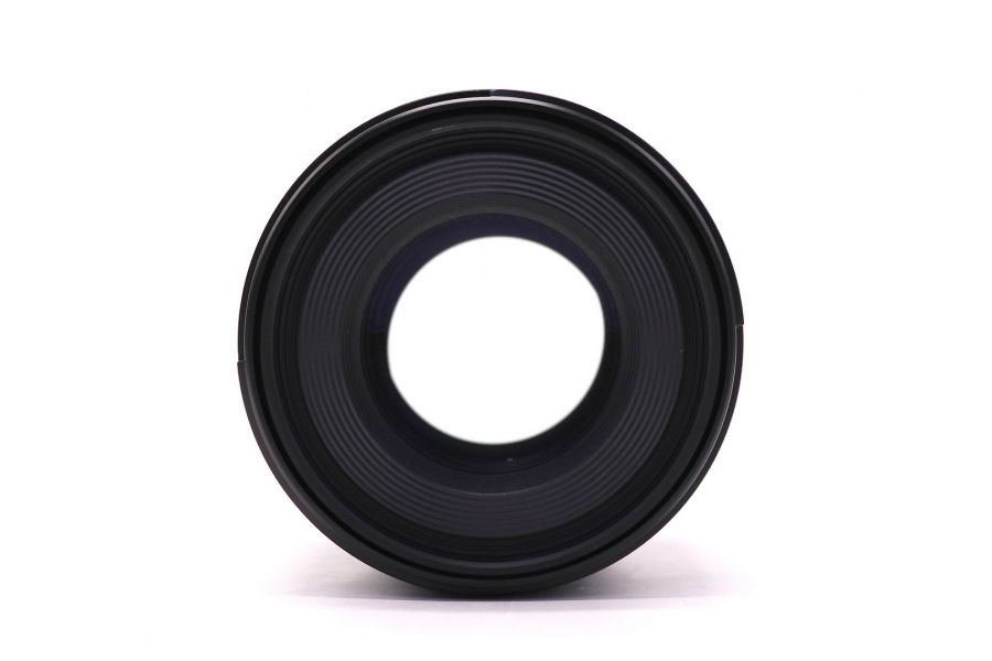 Объектив Canon RF 85mm f/2 Macro IS STM в упаковке