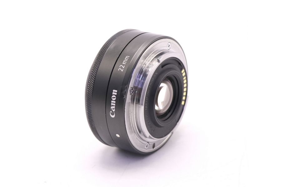 Canon EF-M 22mm f/2 STM  компактный объектив
