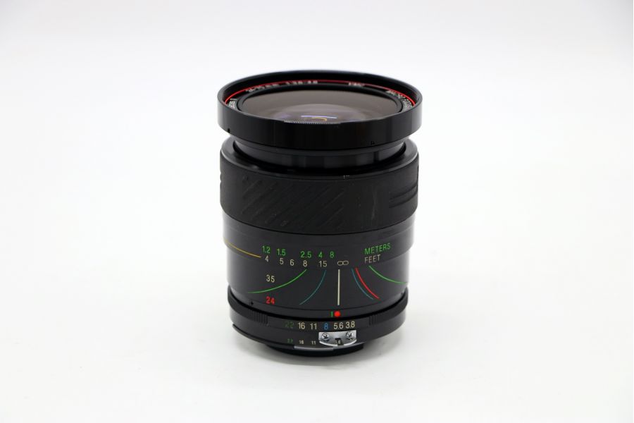 Vivitar Series 1 24-70mm f/3.8-4.8 VMC Nikon F